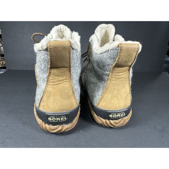 Sorel Out N About Plus Waterproof Duck Boots Gray Felt Tan Leather Size 9 - Picture 4 of 11